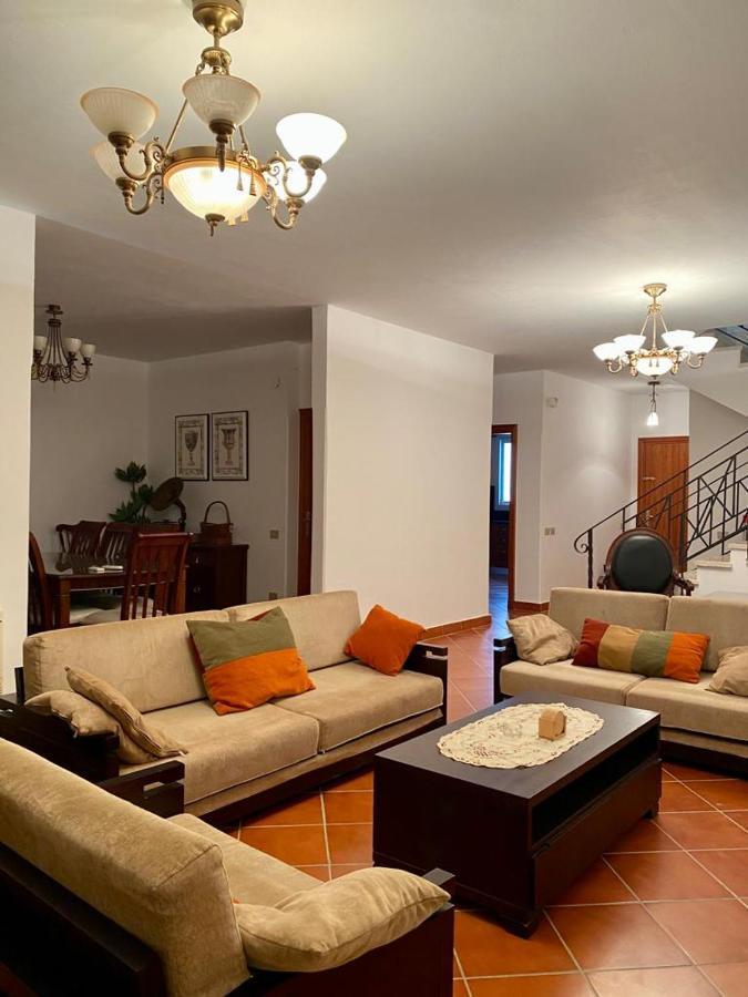 A Sea View Spacious Cheering 5 Bedroom Villa Ain Sokhna "Ain Bay" فيلا كاملة للإيجار قرية العين باي Ain Sukhna Esterno foto