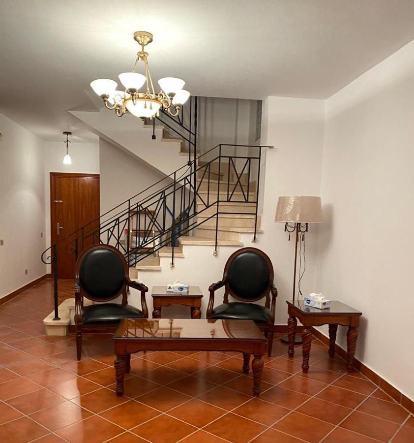 A Sea View Spacious Cheering 5 Bedroom Villa Ain Sokhna "Ain Bay" فيلا كاملة للإيجار قرية العين باي Ain Sukhna Esterno foto
