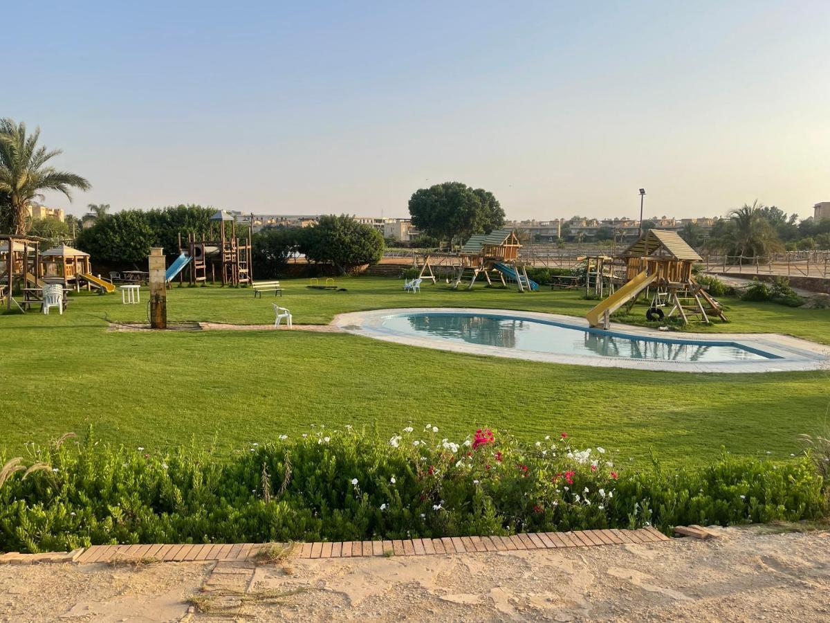 A Sea View Spacious Cheering 5 Bedroom Villa Ain Sokhna "Ain Bay" فيلا كاملة للإيجار قرية العين باي Ain Sukhna Esterno foto
