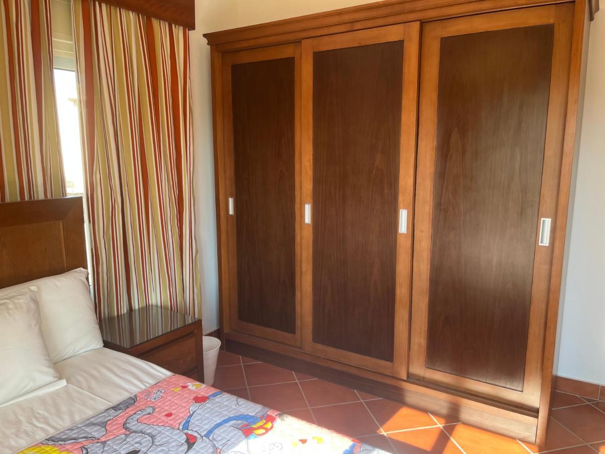 A Sea View Spacious Cheering 5 Bedroom Villa Ain Sokhna "Ain Bay" فيلا كاملة للإيجار قرية العين باي Ain Sukhna Esterno foto