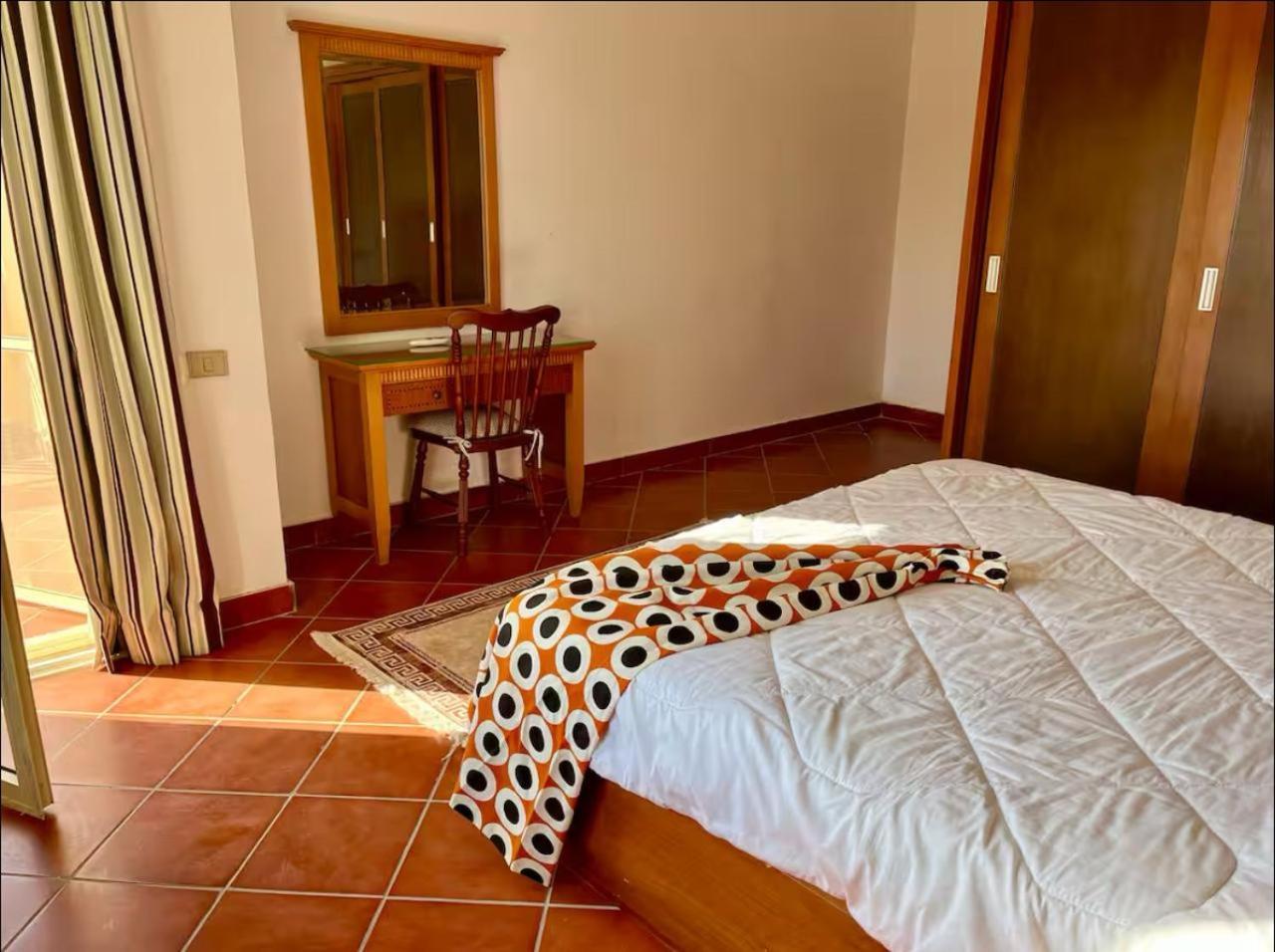 A Sea View Spacious Cheering 5 Bedroom Villa Ain Sokhna "Ain Bay" فيلا كاملة للإيجار قرية العين باي Ain Sukhna Esterno foto