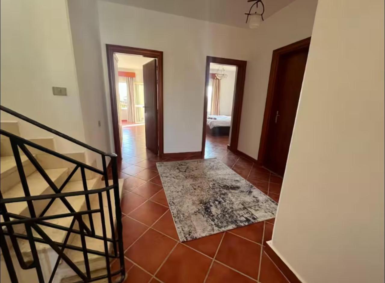A Sea View Spacious Cheering 5 Bedroom Villa Ain Sokhna "Ain Bay" فيلا كاملة للإيجار قرية العين باي Ain Sukhna Esterno foto